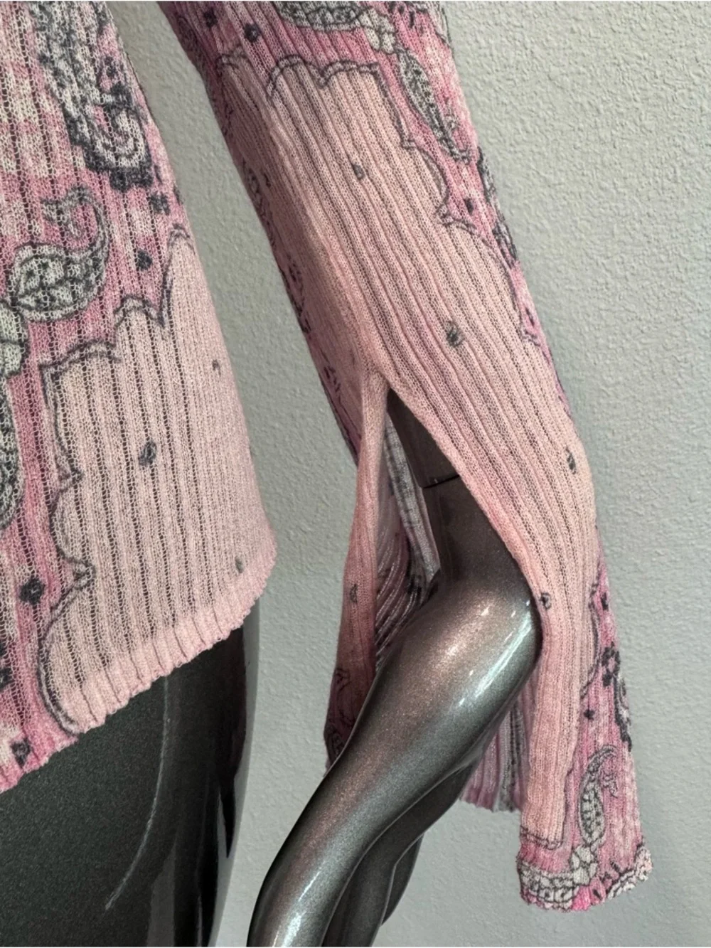 Twinset Milano XL Pink Paisley Ribbed Knit Stretch Top NWT Italy - Picture 7 of 16